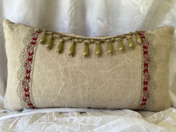 The Necklace Cushion - Chanvre, Soie, et cetera