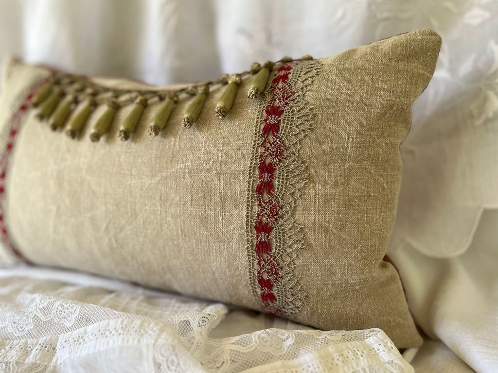 The Necklace Cushion - Chanvre, Soie, et cetera